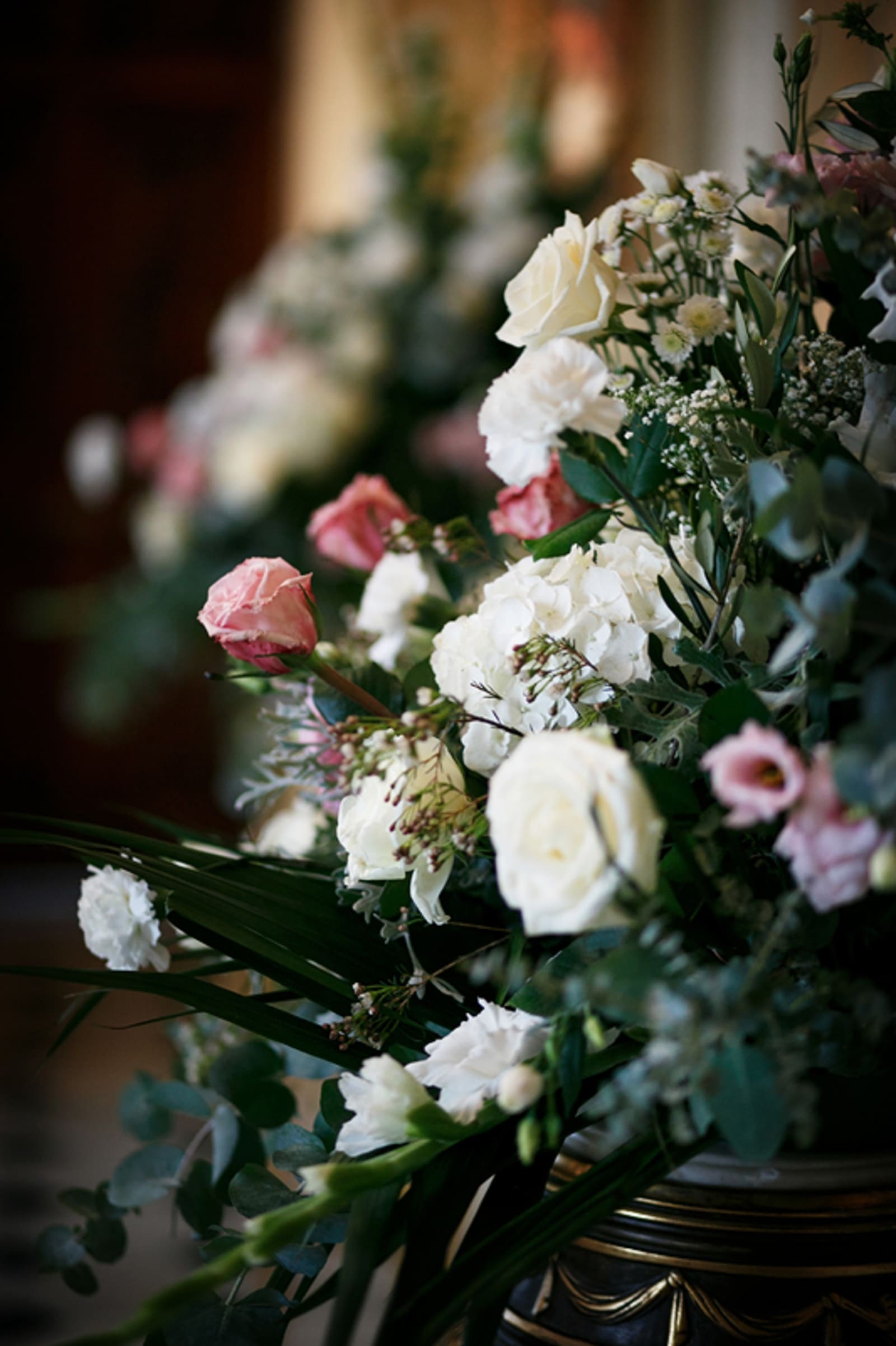 South East | Buckinghamshire | Maidenhead | Autumn | Classic | Neutrals | Pink | Country House | Real Wedding | Guy Hearn Photography #Bridebook #RealWedding #WeddingIdeas Bridebook.co.uk 