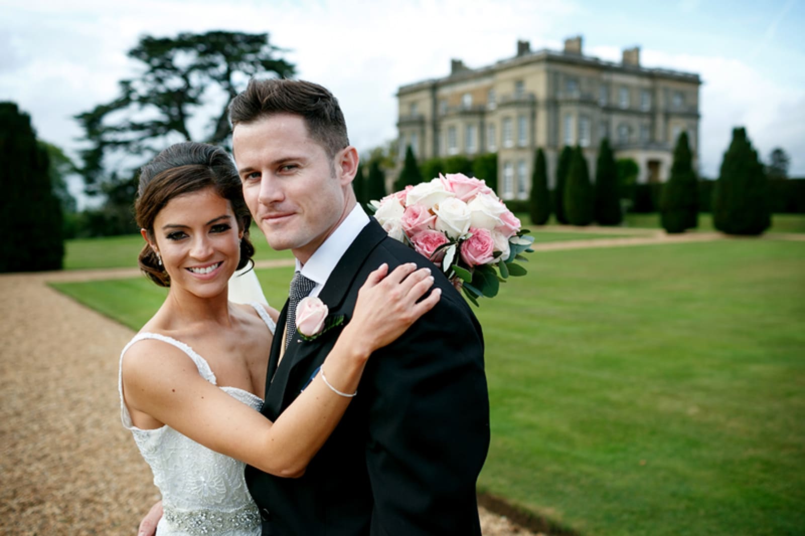 South East | Buckinghamshire | Maidenhead | Autumn | Classic | Neutrals | Pink | Country House | Real Wedding | Guy Hearn Photography #Bridebook #RealWedding #WeddingIdeas Bridebook.co.uk 