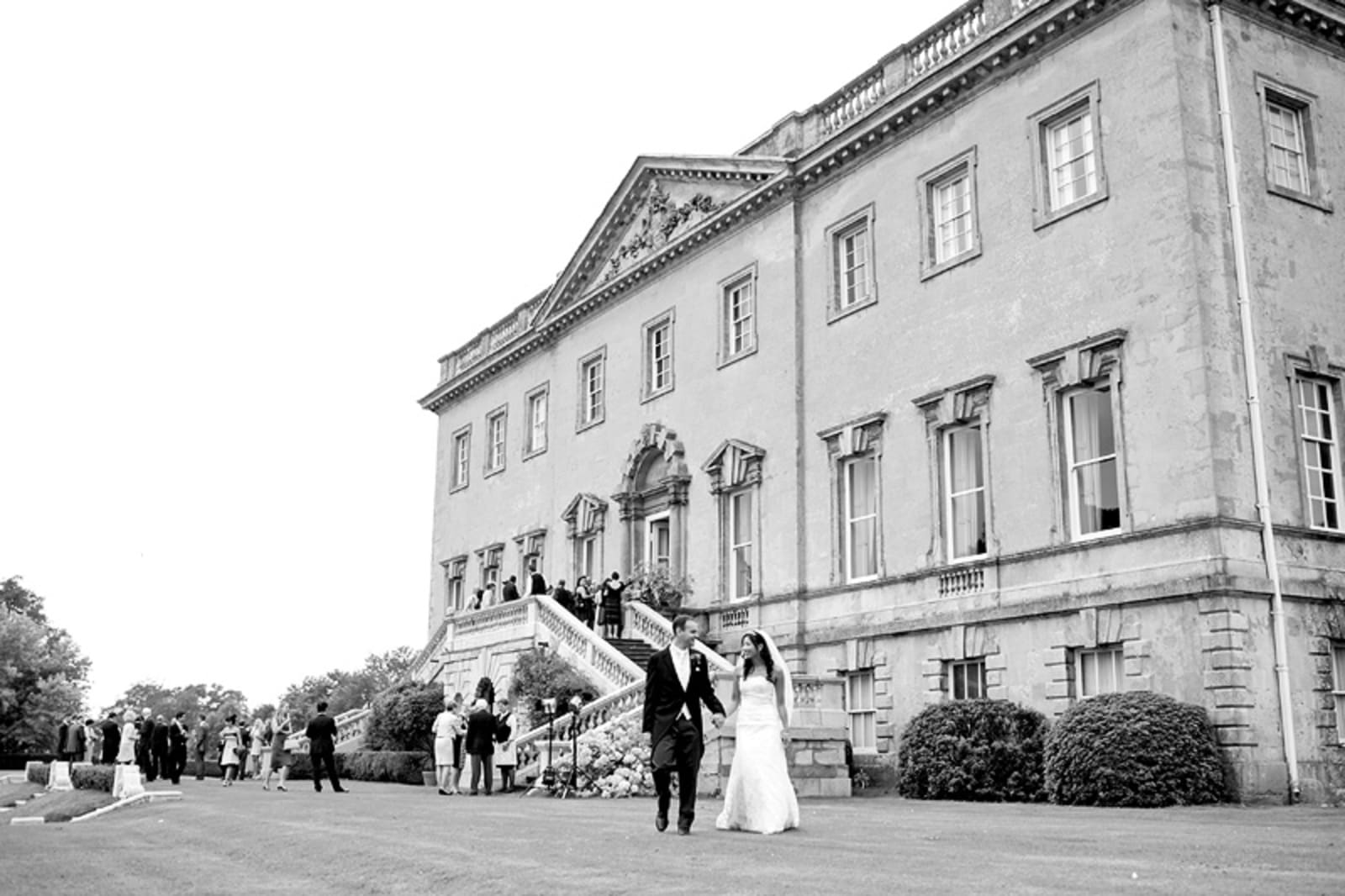 outh East | Oxfordshire | Banbury | Autumn | Classic | Purple |  | Country House | Real Wedding | Guy Hearn Photography #Bridebook #RealWedding #WeddingIdeas Bridebook.co.uk 