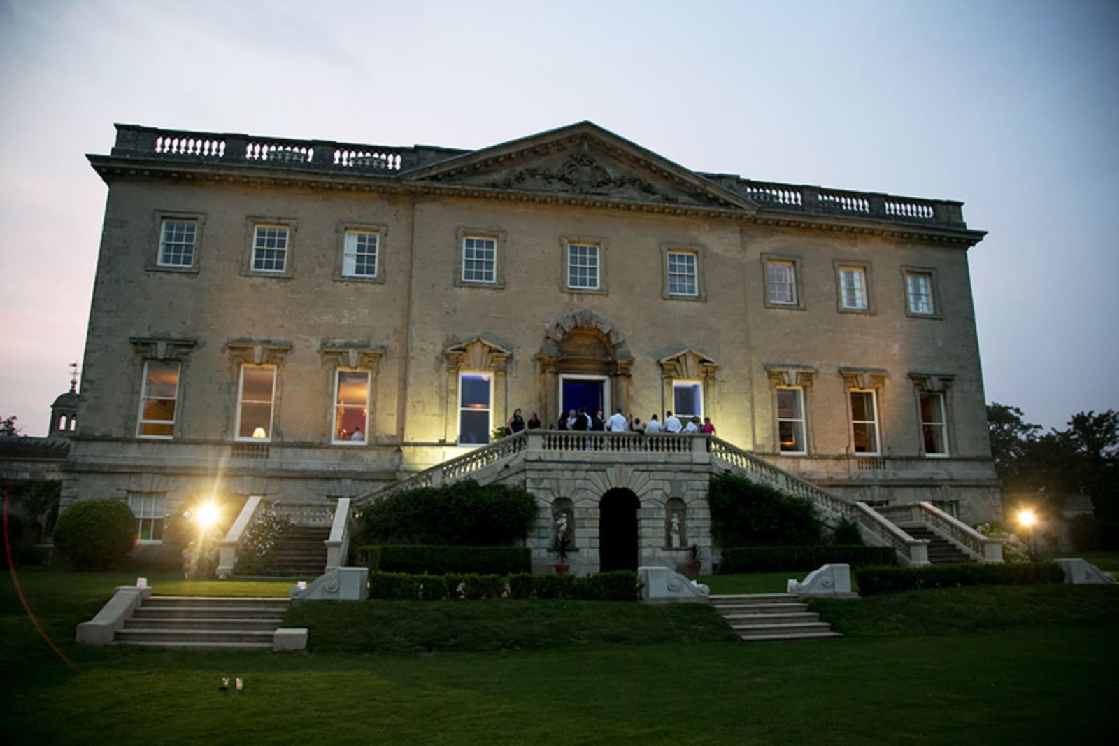 outh East | Oxfordshire | Banbury | Autumn | Classic | Purple |  | Country House | Real Wedding | Guy Hearn Photography #Bridebook #RealWedding #WeddingIdeas Bridebook.co.uk 