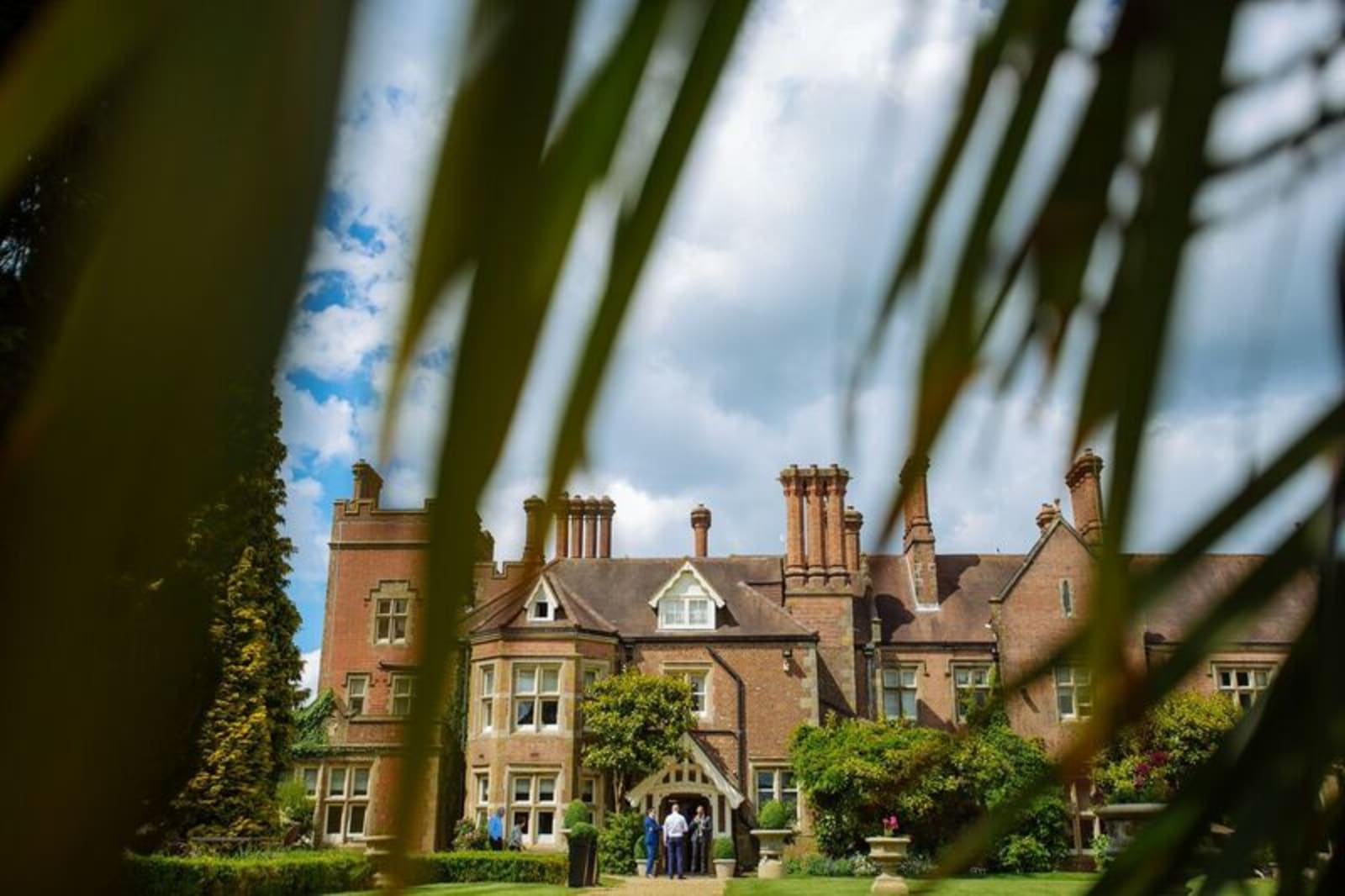 South East | Sussex | Crawley | Summer | Outdoor | Garden | Blue | Orange | Manor House | Real Wedding | Hajley Photography #Bridebook #RealWedding #WeddingIdeas Bridebook.co.uk 