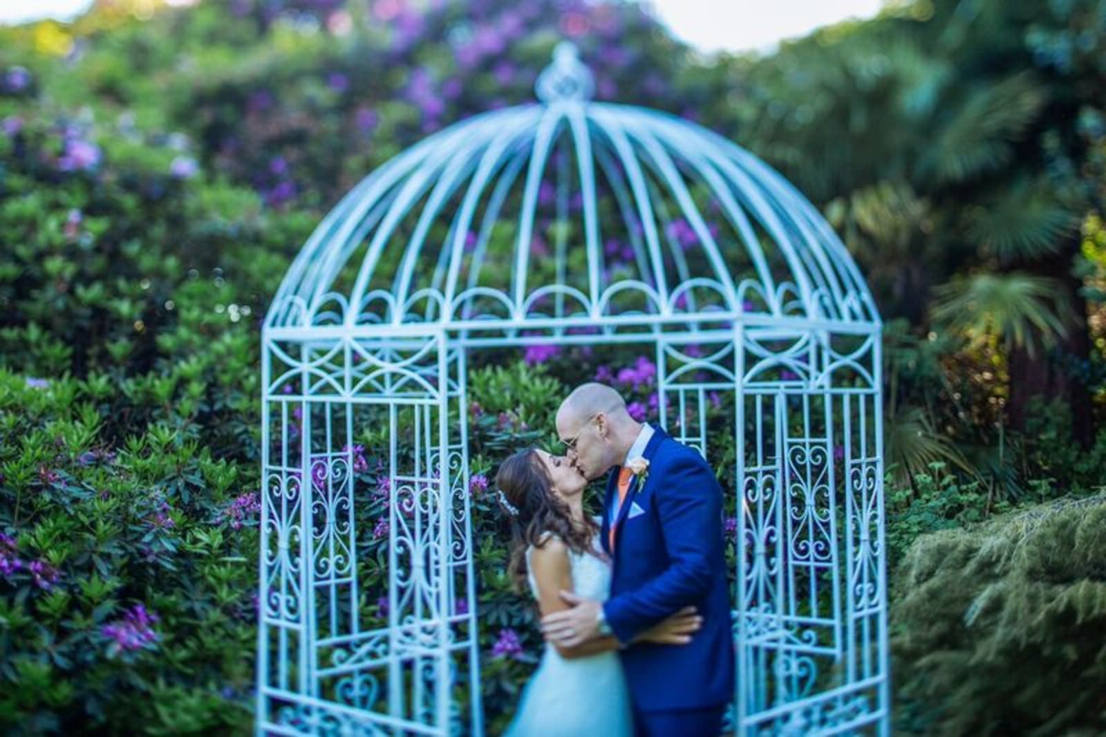 South East | Sussex | Crawley | Summer | Outdoor | Garden | Blue | Orange | Manor House | Real Wedding | Hajley Photography #Bridebook #RealWedding #WeddingIdeas Bridebook.co.uk 