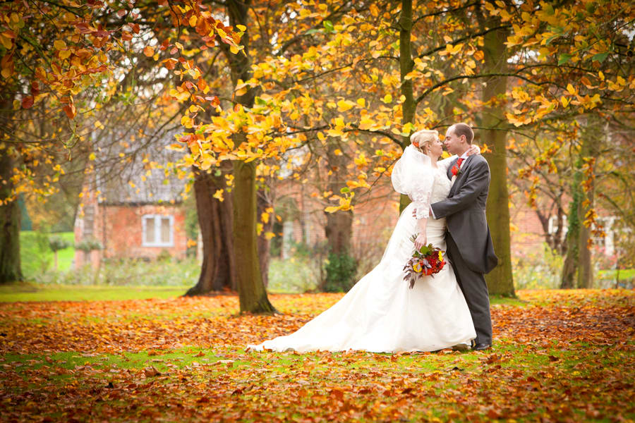 South East | Norfolk | Beccles | Autumn | DIY | Classic | Orange | Brown | Barn | Real Wedding | Si Grand Photography #Bridebook #RealWedding #WeddingIdeas Bridebook.co.uk 