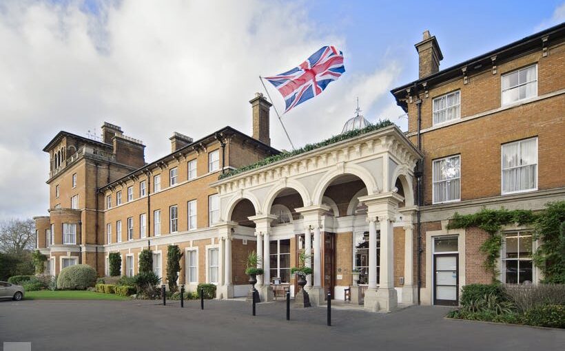 Bridebook.co.uk Oatlands Park Hotel