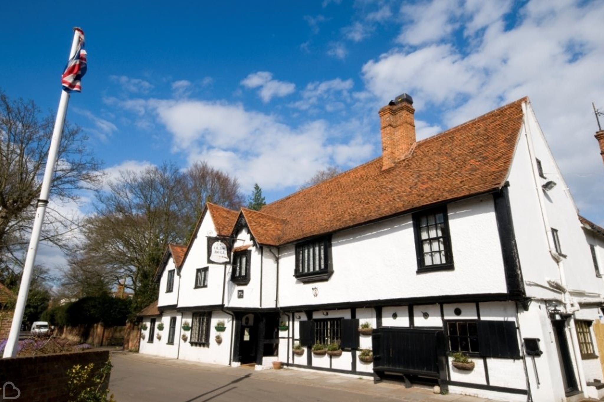 the olde bell a barn style wedding venue in west berkshire